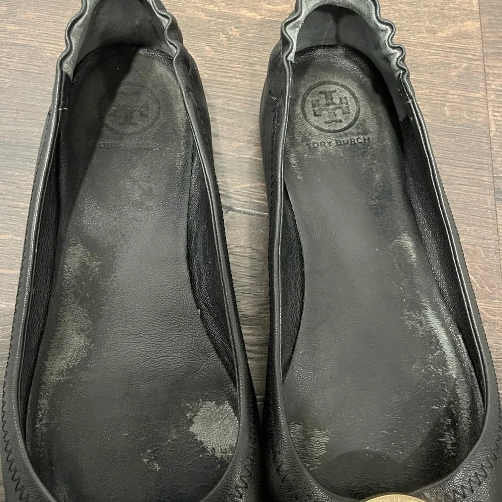 Tory Burch Travel Ballet Minnie Flats Black Gold Slip On Shoes Size 7M
